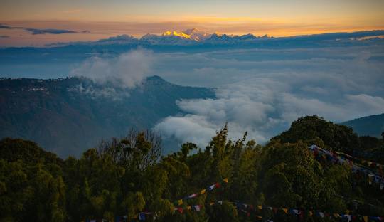 Tiger Hill Sunrise View Point Darjeeling Taxi Drop